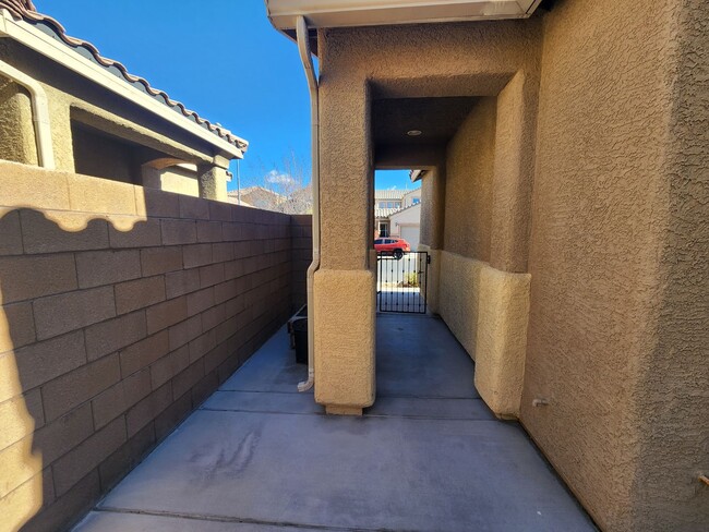 Building Photo - Beautiful Southwest Home in Las Vegas