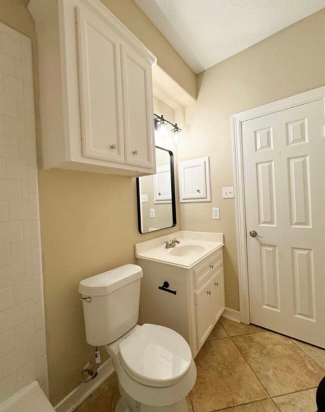 Building Photo - 16539 Amargos Dr