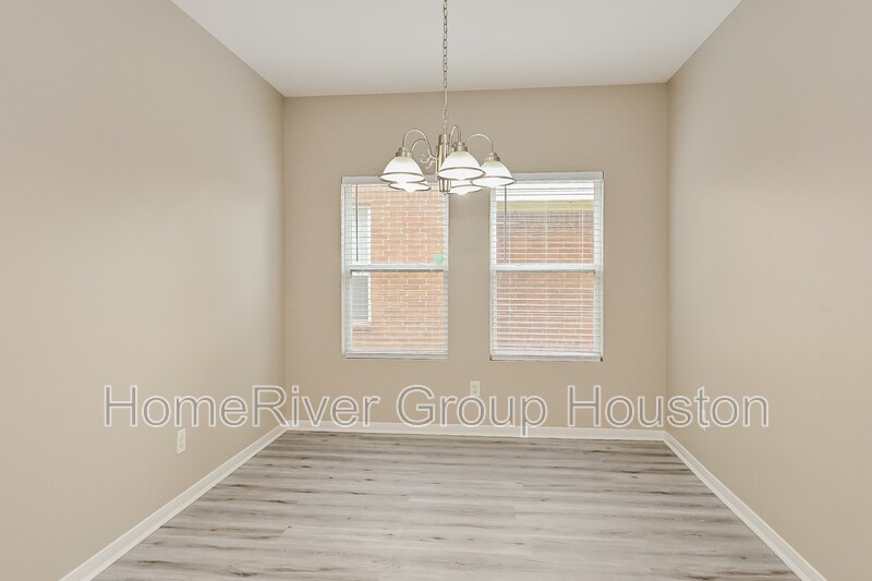 Building Photo - 1843 Macondray Dr
