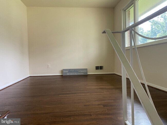 Building Photo - 4308 Ferrara Dr