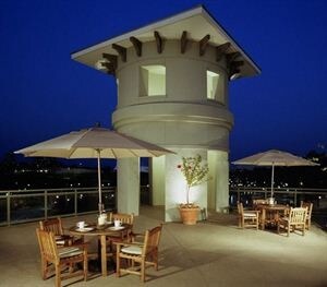 Building Photo - 111 W 14th St