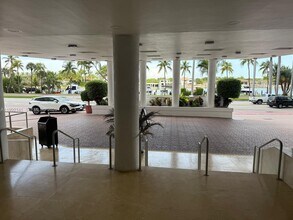 Building Photo - 5005 Collins Ave