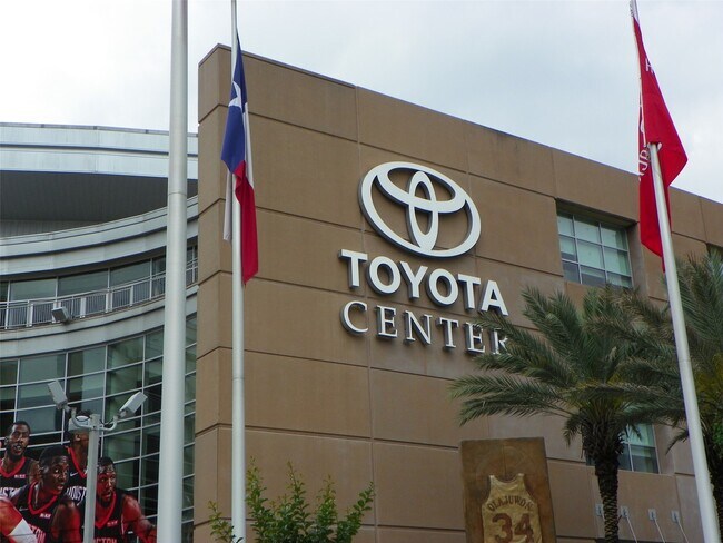 Building Photo - 4334 Jefferson St