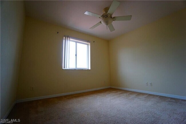 Building Photo - 9774 Roundstone Cir