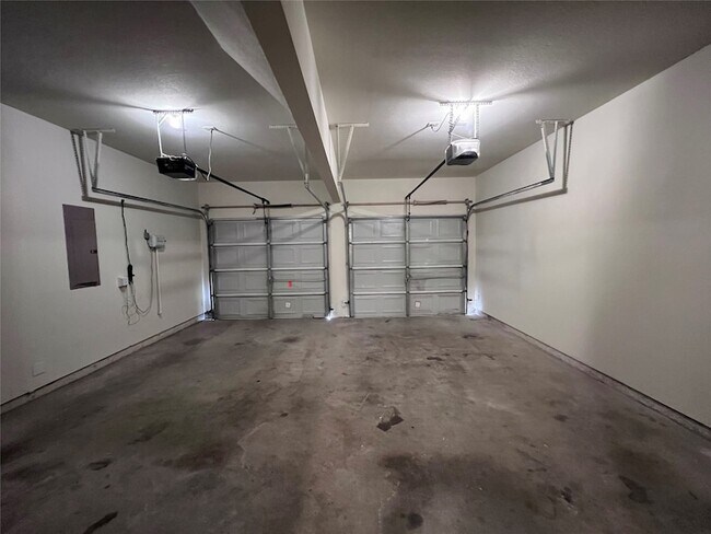 Building Photo - 8158 Painted Tree Tr