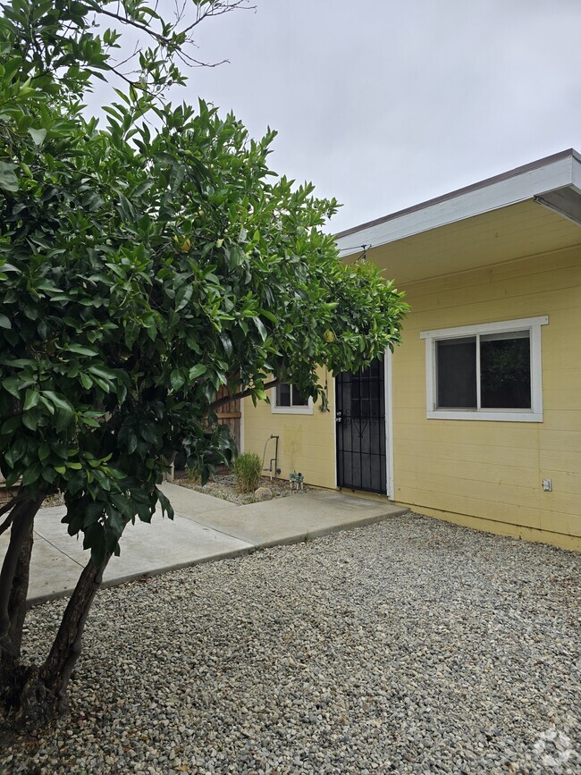 Building Photo - 708 Palisade St