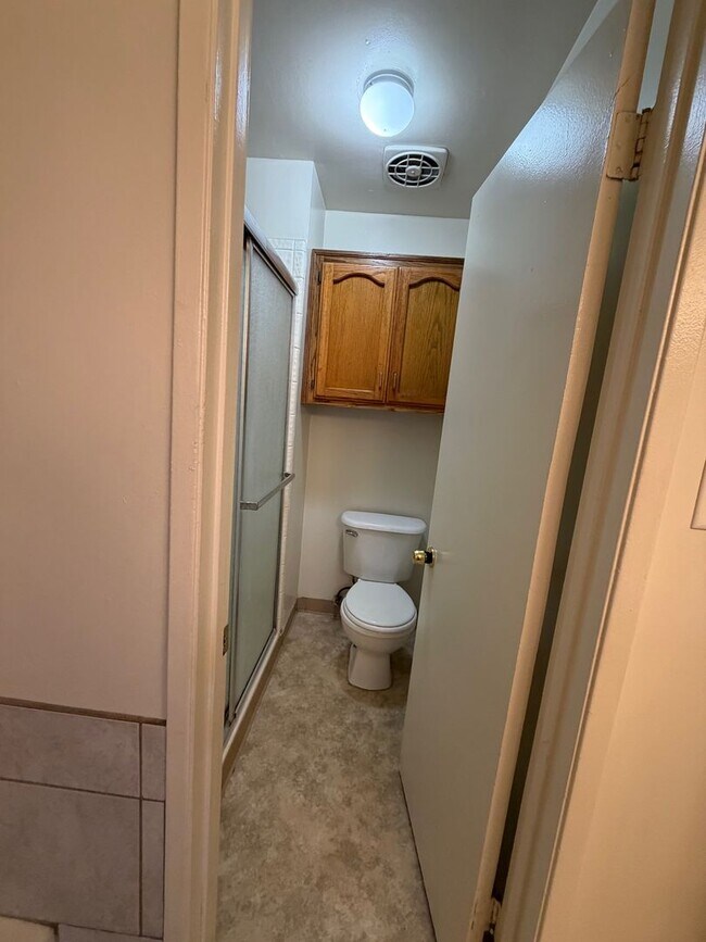 Building Photo - 1968 Stine Rd