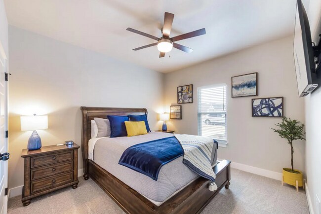 Building Photo - Elegant Home in Northwest Lubbock - Frensh...