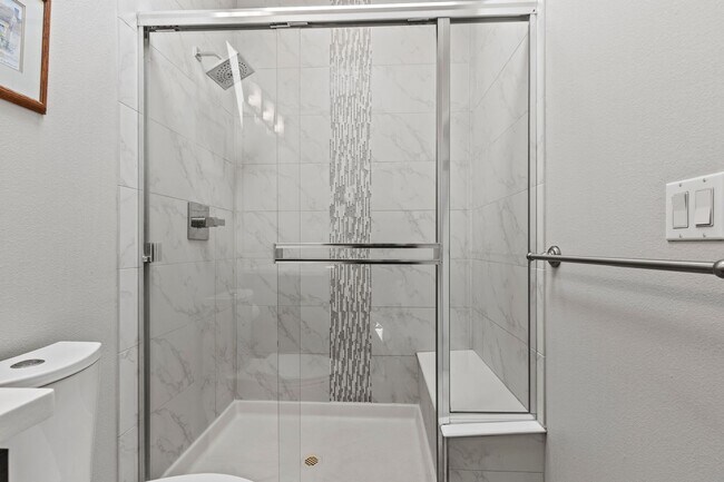 Building Photo - 3553 S Emerson St