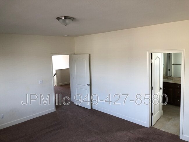 Building Photo - 10643 Foxberry Park Dr