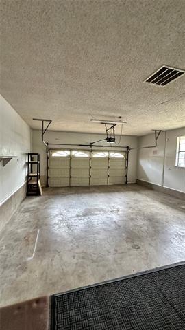 Building Photo - 3018 Apple Valley Dr