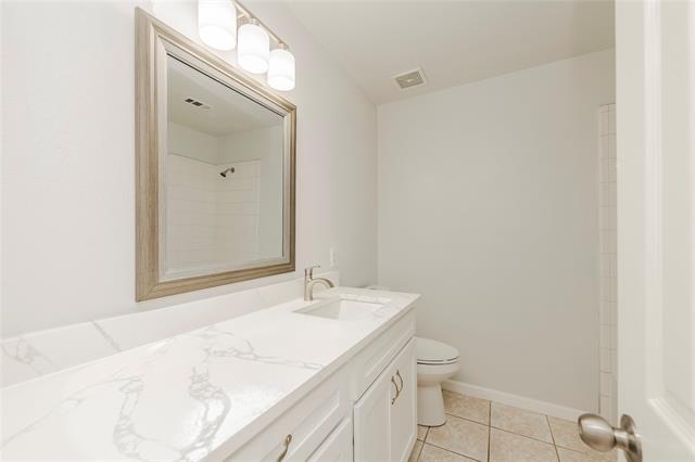 Building Photo - 9208 Clearview Dr