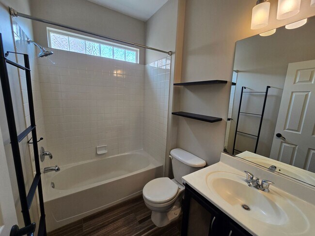 Building Photo - Unique Summerlin Home!
