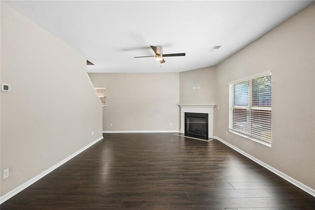 Building Photo - 462 Fredrick Dr