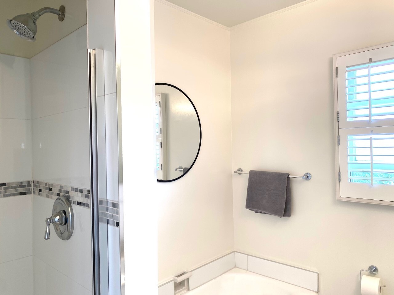 Bathroom - 1286 Devon Ave