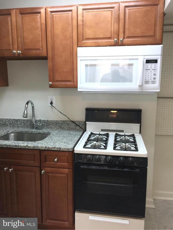 Building Photo - 531 E Bellefonte Ave