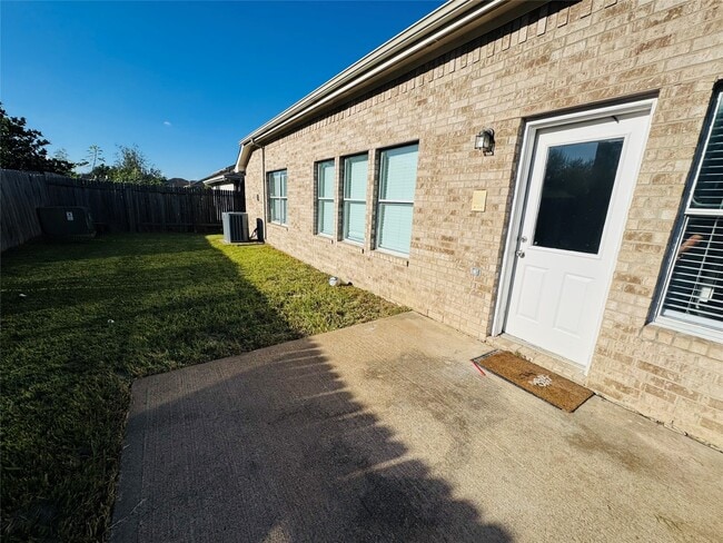 Building Photo - 9530 Flying Eagle Ct