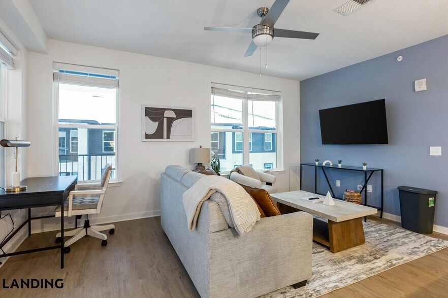 Building Photo - 1181 Manhattan Blvd