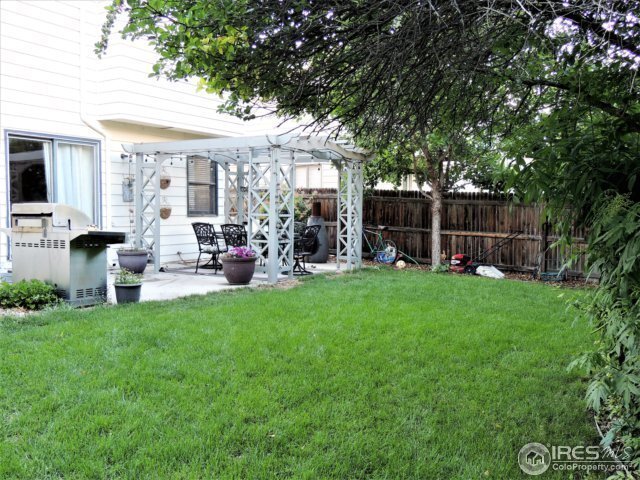 Building Photo - Spacious 3 bed, 3 bath in NW Longmont!