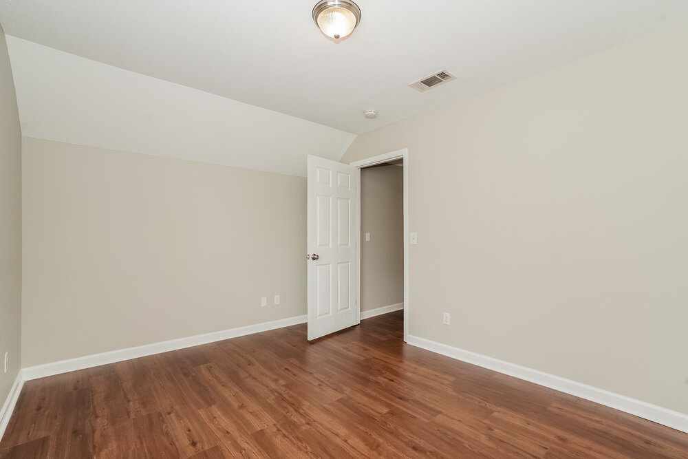 Building Photo - 146 Howard Woody Dr