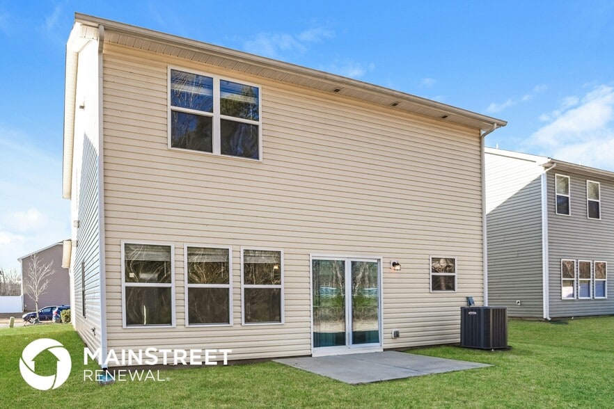 Building Photo - 12014 Old Dulin Farms Way