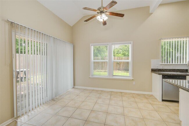 Building Photo - 5006 Westfield Village Dr
