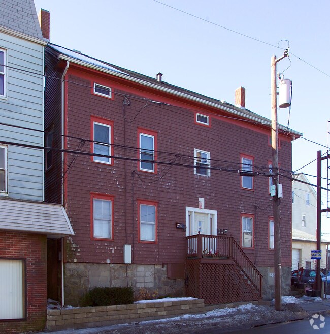 255 Rodman St 255 Rodman St Fall River MA 02721 Apartment Finder