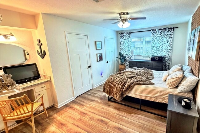 Building Photo - 12407 Whittington Dr