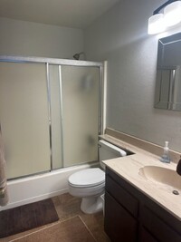 Building Photo - Stunning 2 Bed, 2 Bath Condo at Mammoth Sk...