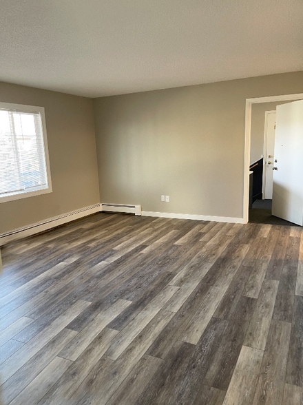 Building Photo - 1215 Walnut St