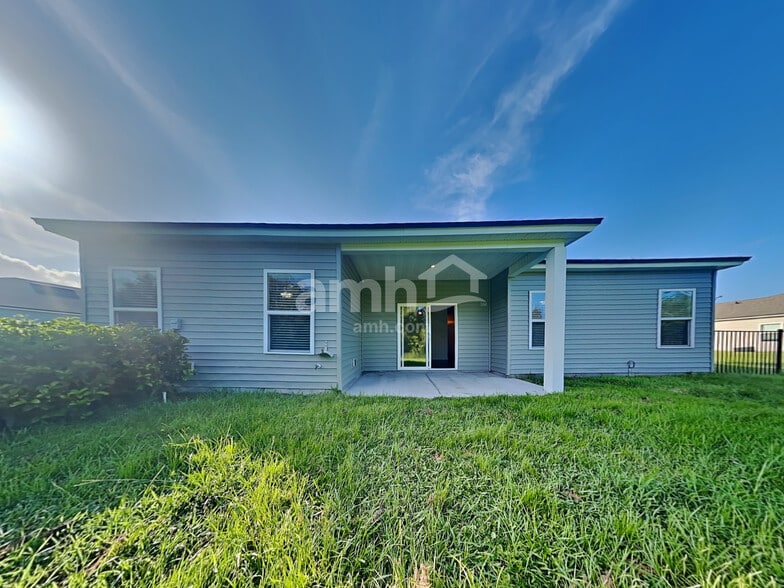 Building Photo - 8193 Golden Bamboo Dr