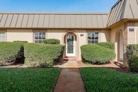 Building Photo - 4229 Stratford Dr