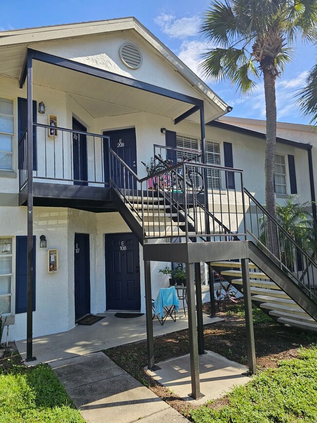 Building Photo - 2 Bedroom Winter Park Condo for Rent, Near...