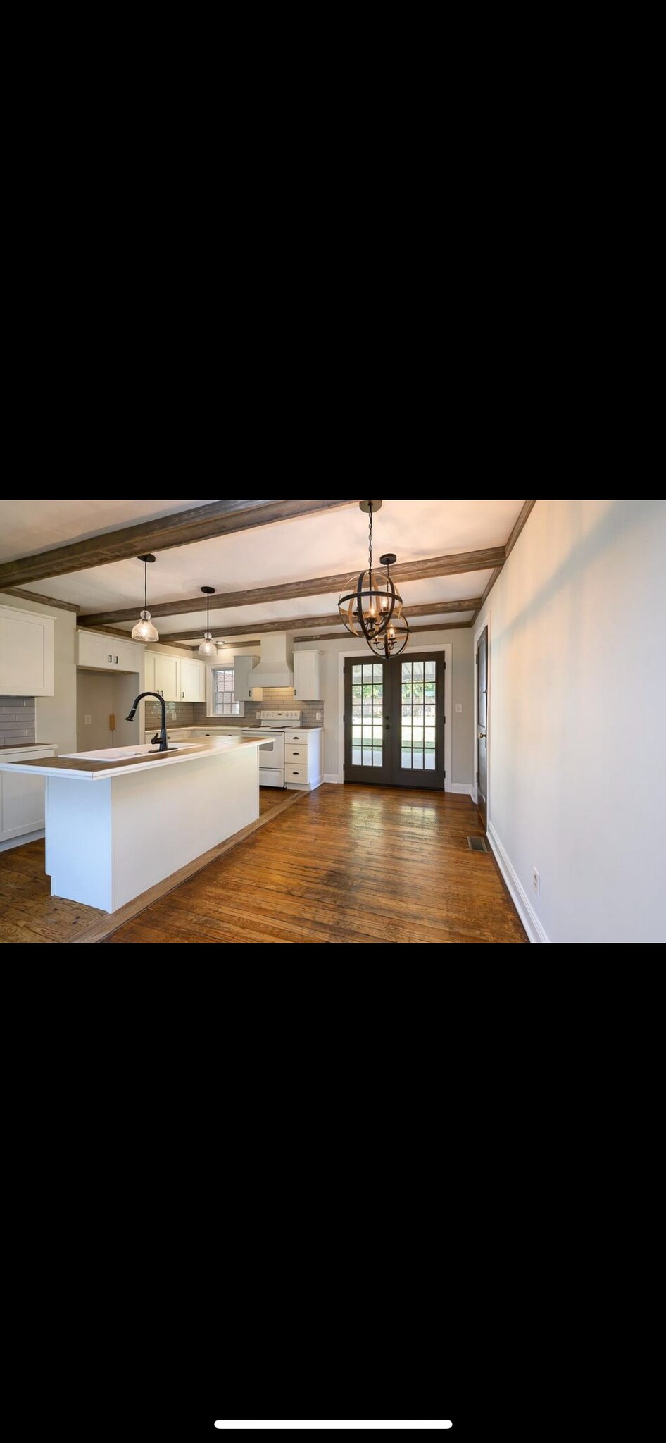 Building Photo - 1131 Kenwood Dr