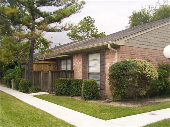 Primary Photo - 8801 Hammerly Blvd
