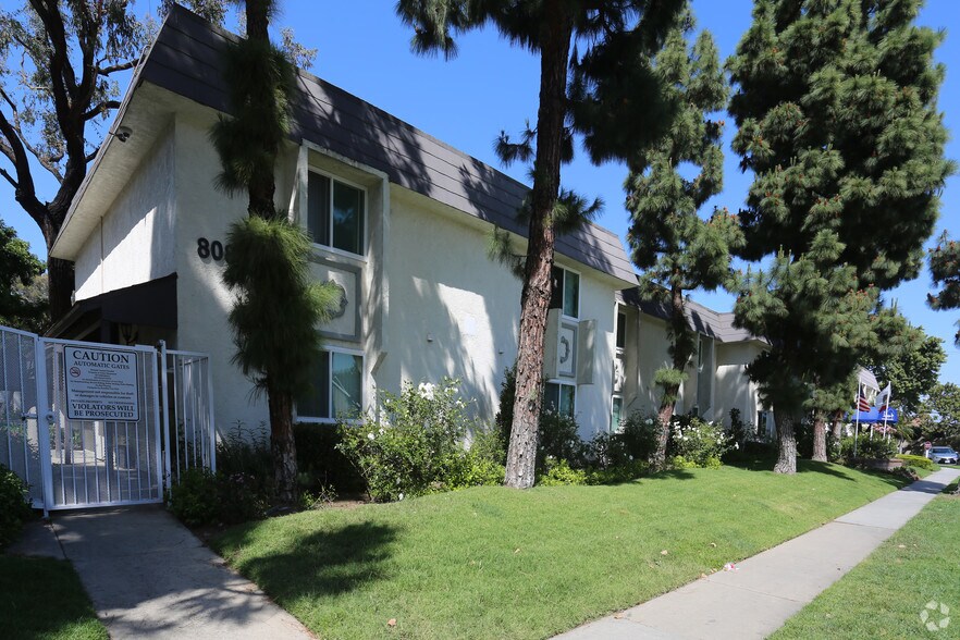 The Sandpiper Huntington Beach Ca Apartment Finder