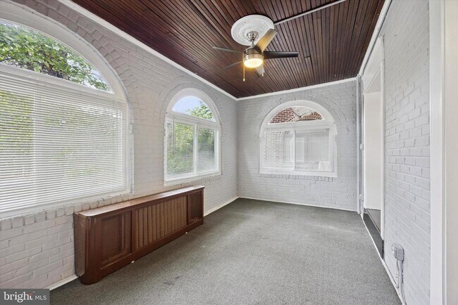 Building Photo - 5235 Wissahickon Ave