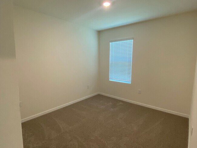 Building Photo - Home for Rent