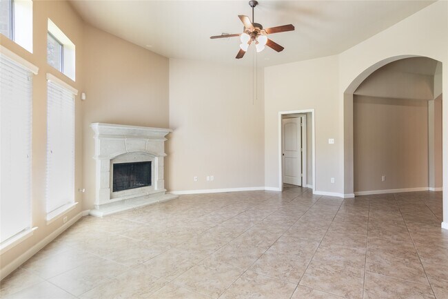 Building Photo - 26519 Longleaf Valley Dr
