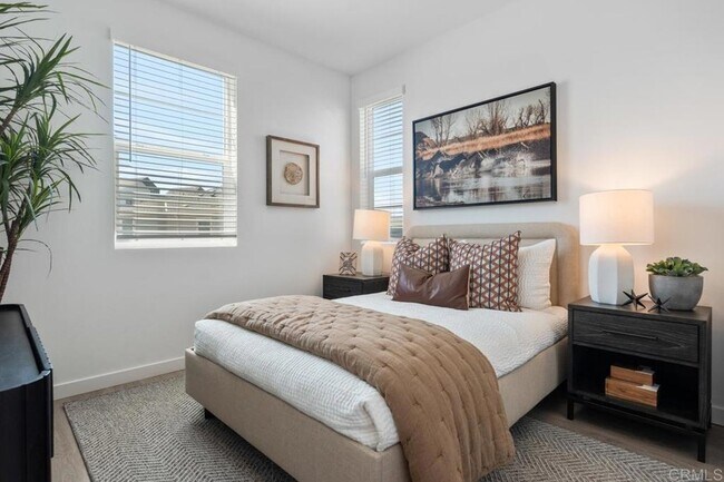 Building Photo - 2015 Paseo Belluno