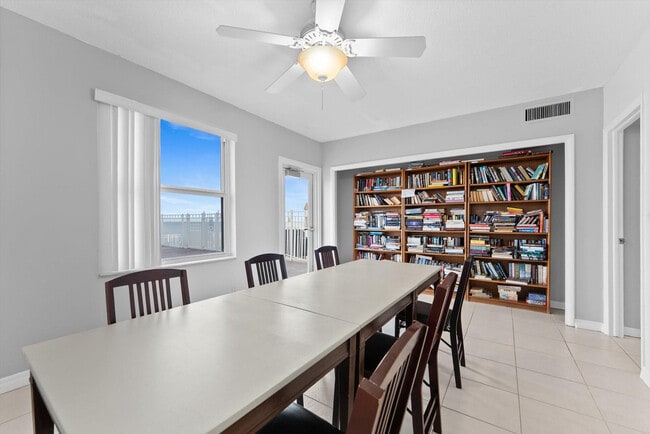 Building Photo - 1200 S Ocean Blvd