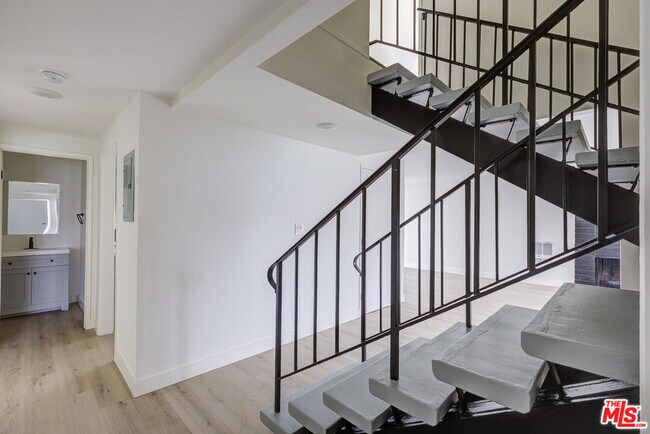 Building Photo - 1211 Beryl St