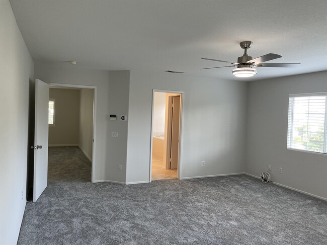 Building Photo - 1167 Innisfree Ct