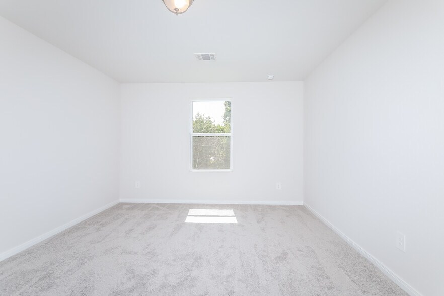 Building Photo - 14178 Green Wing Cir