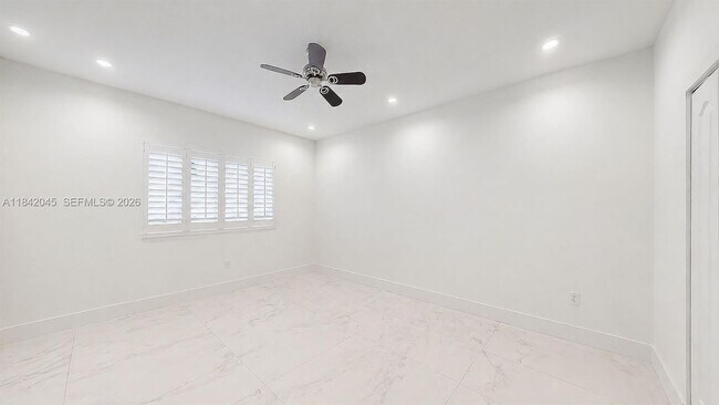 Building Photo - 16247 SW 92nd Terrace