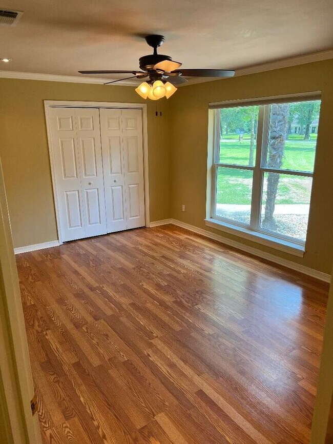 Building Photo - *ELLERBE ROAD - NORRIS FERRY AREA*NICE HOME*