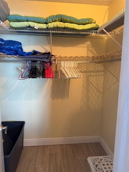 Building Photo - 95 N Birch Rd