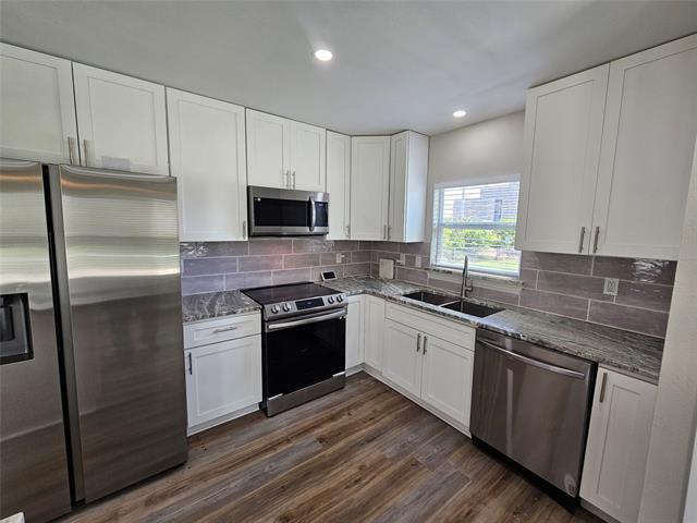 Building Photo - 5519 Arlington Park Dr