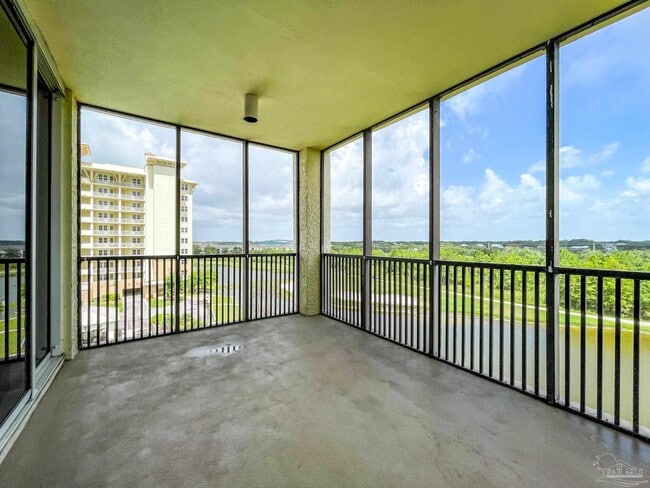 Building Photo - 612 Lost Key Dr