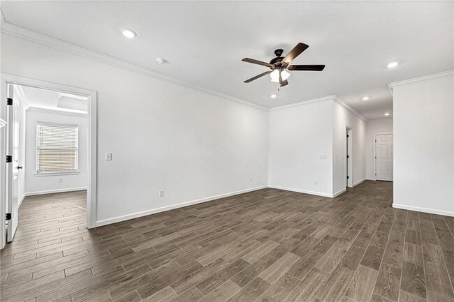 Building Photo - 266 S Coventry